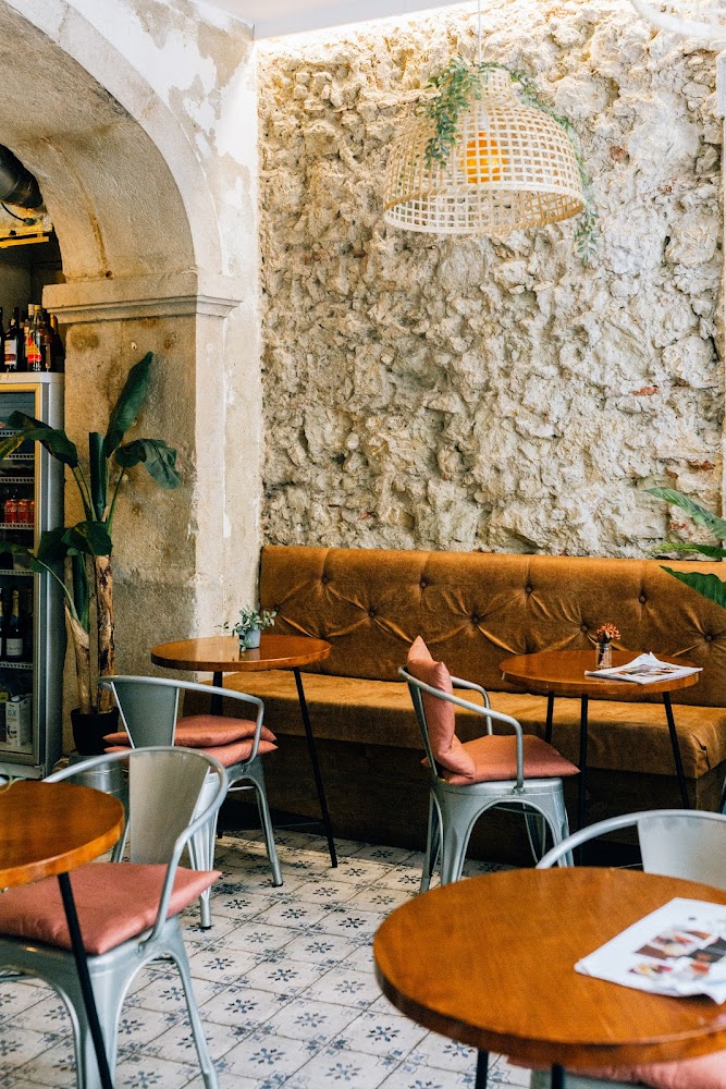 28 Restaurante Brunch & Dinner