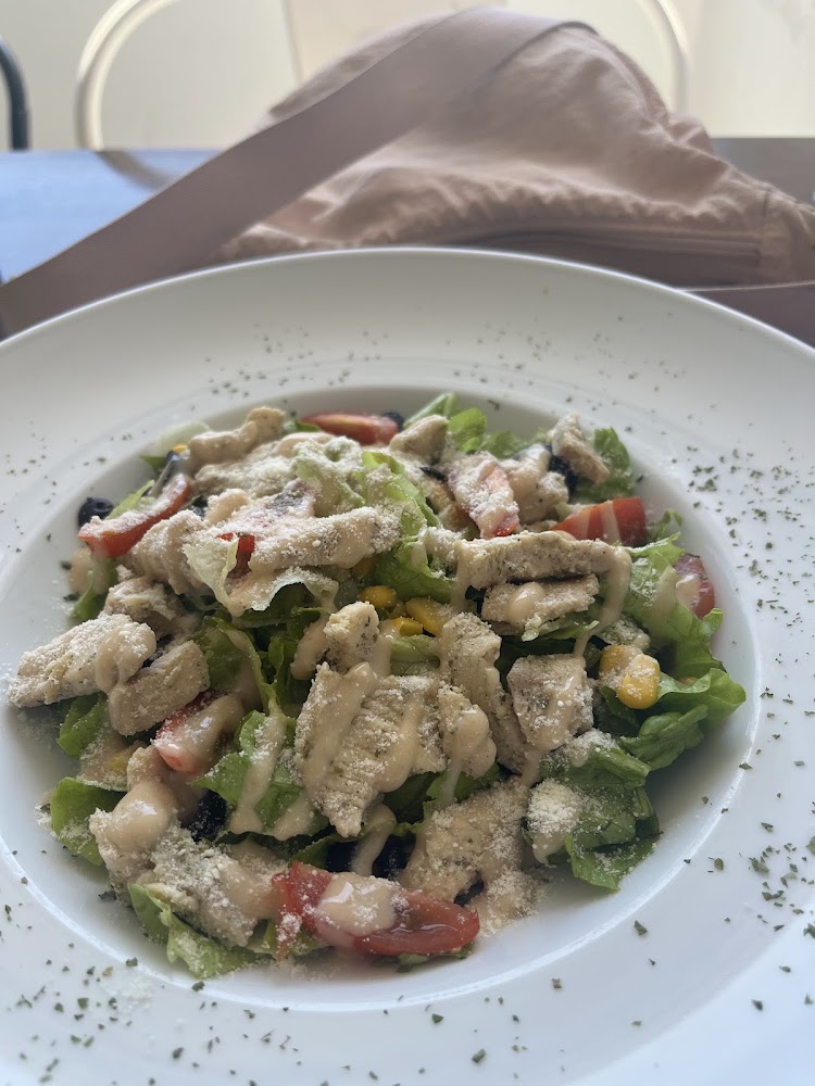 2R Pizzaria & Brunch interior 4