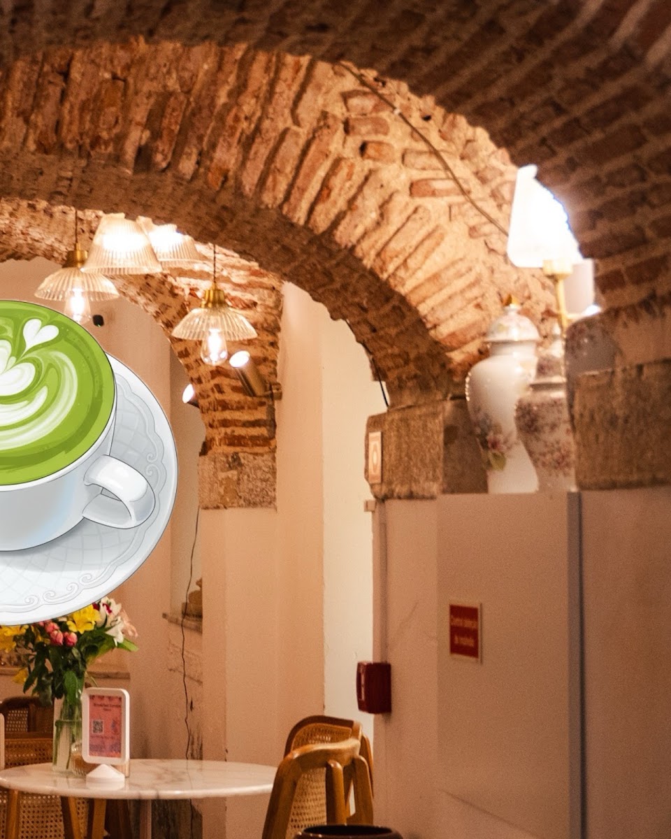 Breakfast Lovers Alfama Gallery 4