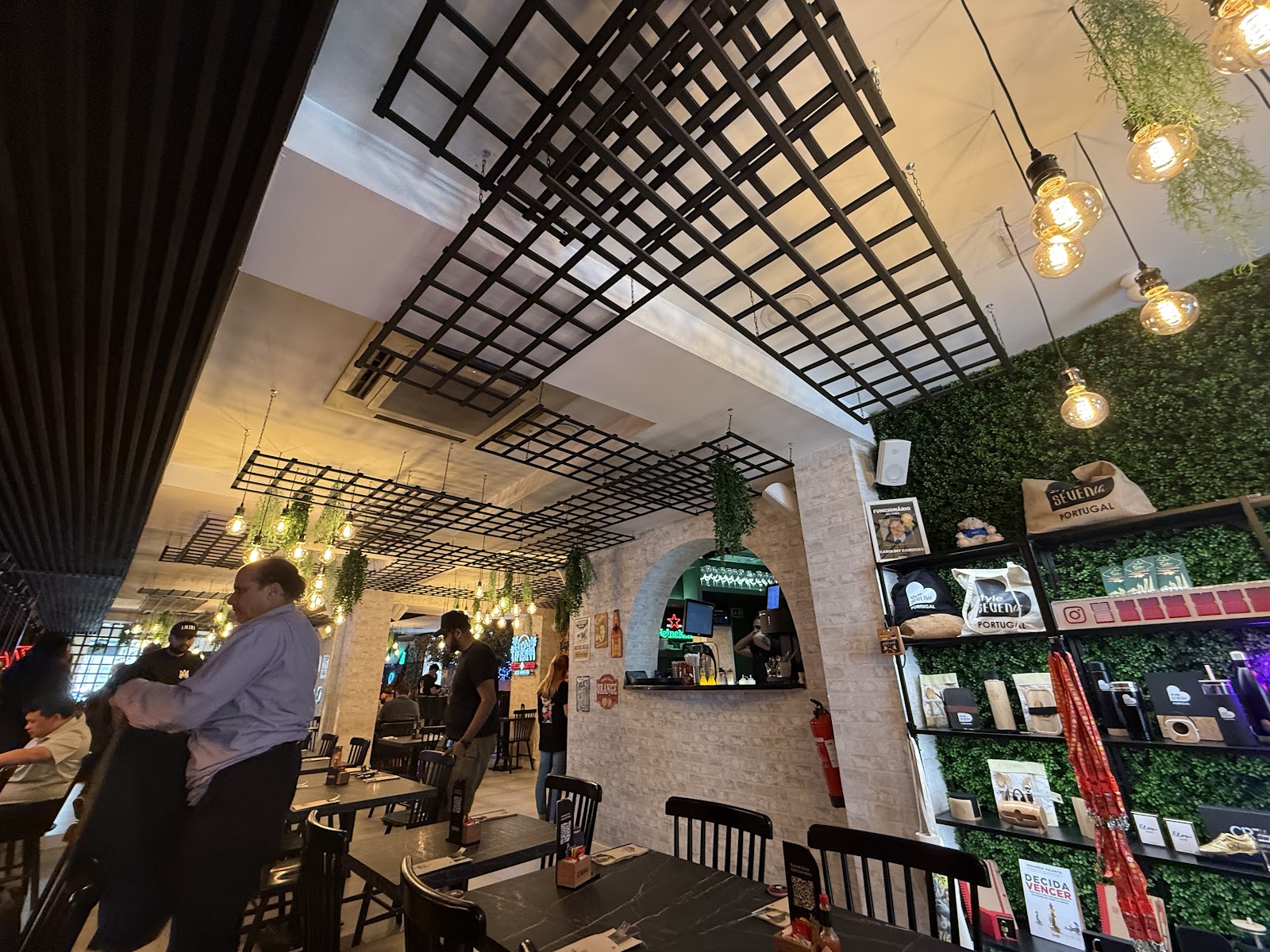 Seventh Lisboa Gallery 4